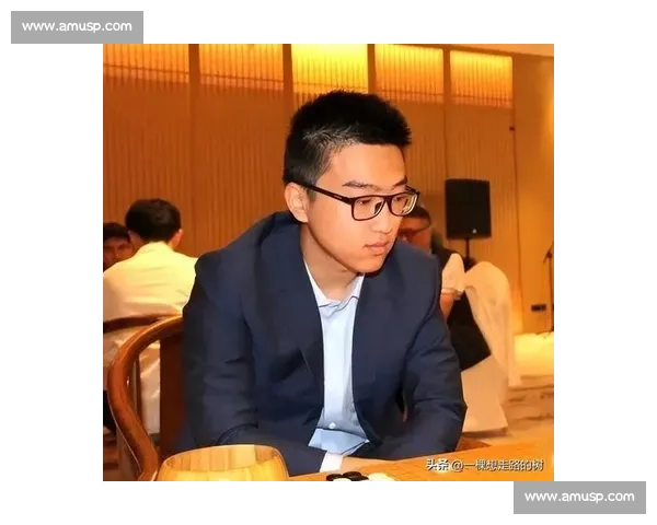围甲第三轮王星昊逆转屠晓宇,许皓鋐弃子制胜;围乙朴文垚爆冷负赖均辅 围甲第三轮王星昊逆转屠晓宇,许皓鋐弃子制胜;围乙朴文垚爆冷负赖均辅
