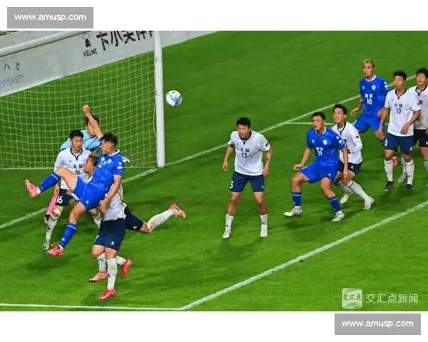 苏超三城火力全开!10 球狂潮点燃江苏足球夜 苏超三城火力全开!10 球狂潮点燃江苏足球夜